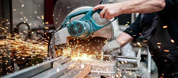 Todo lo que debes saber sobre la cortadora de metales: Potencia, precisión y seguridad en un solo equipo