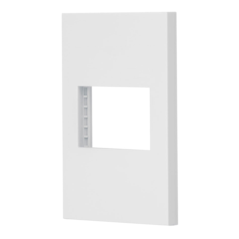 Placa 1 ventana, 1.5 módulos, línea Española, color blanco SKU PPSE15-EB0