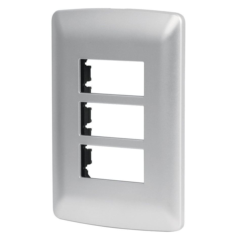 Placa 3 módulos de ABS, línea italiana, color plata, Volteck SKU PPTR-IP0